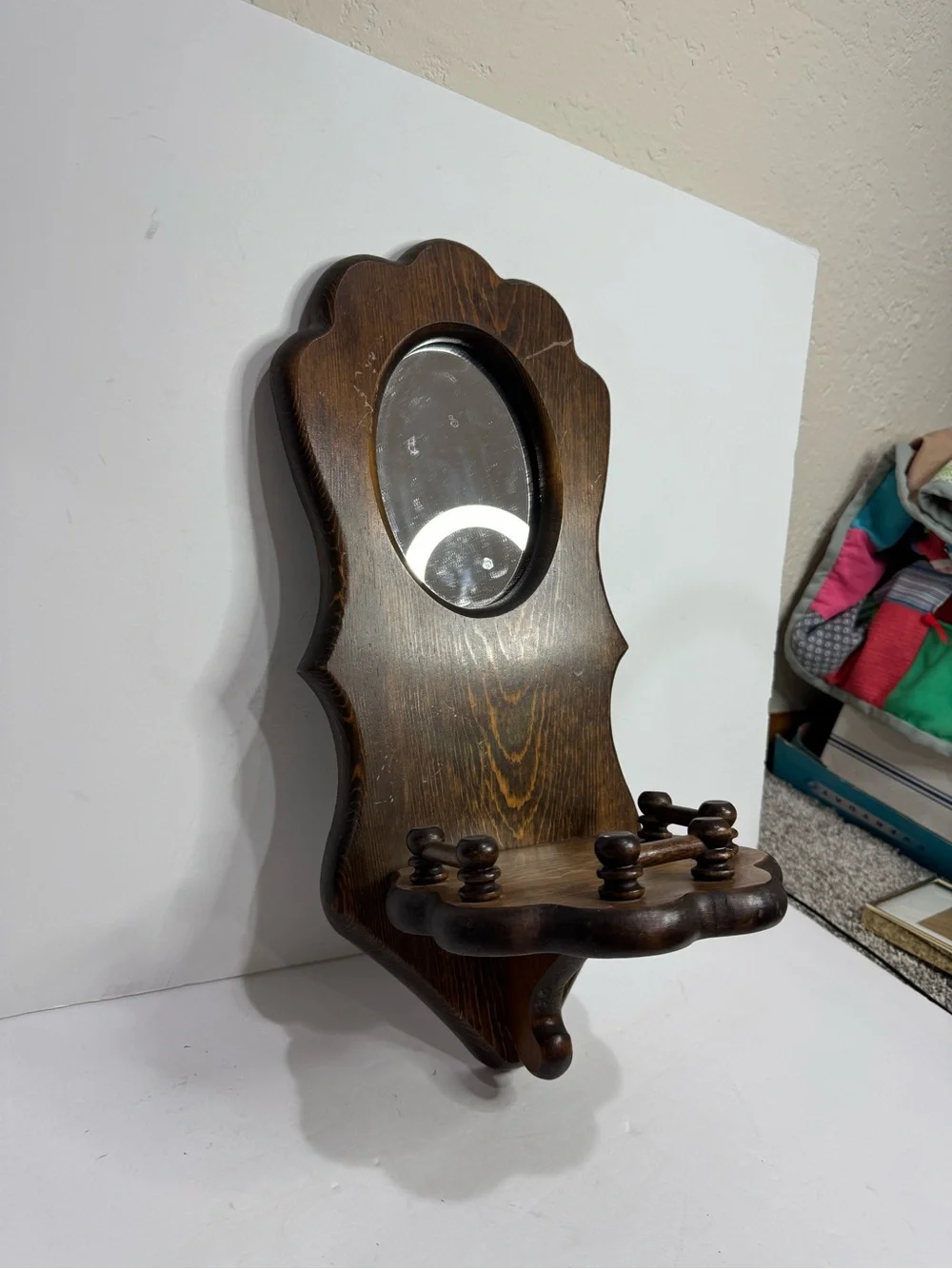 N/A vintage scalloped
